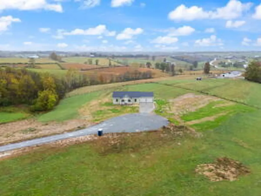 150 Sunflower Road Flemingsburg KY 41041