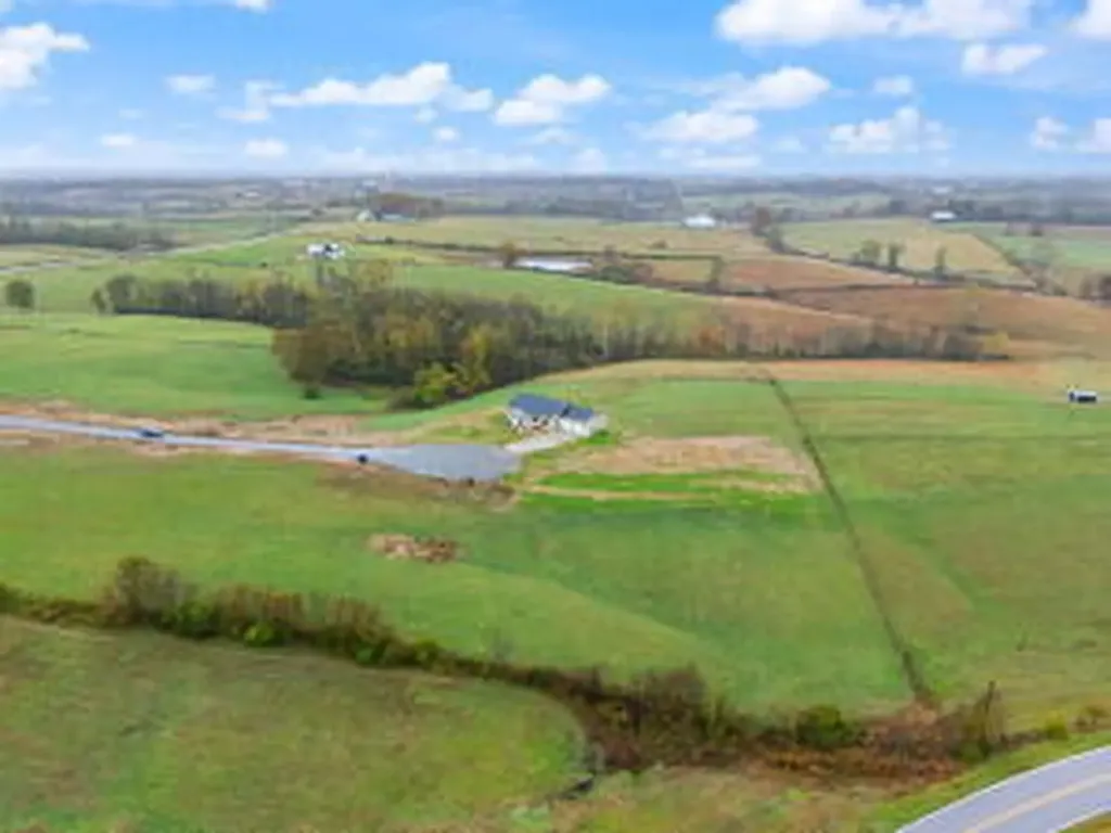 150 Sunflower Road Flemingsburg KY 41041
