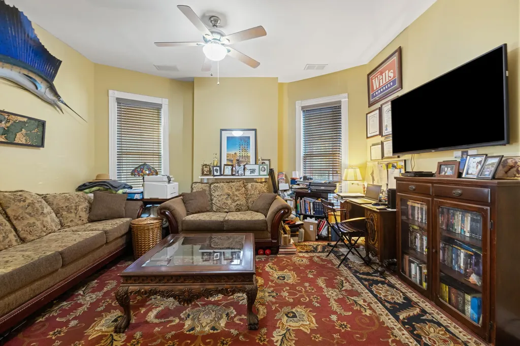 472 W Second Street Lexington KY 40507