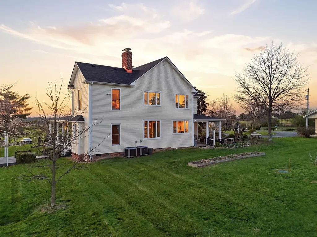 383 Moran Summit Road Richmond KY 40475
