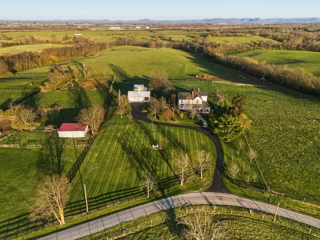 383 Moran Summit Road Richmond KY 40475