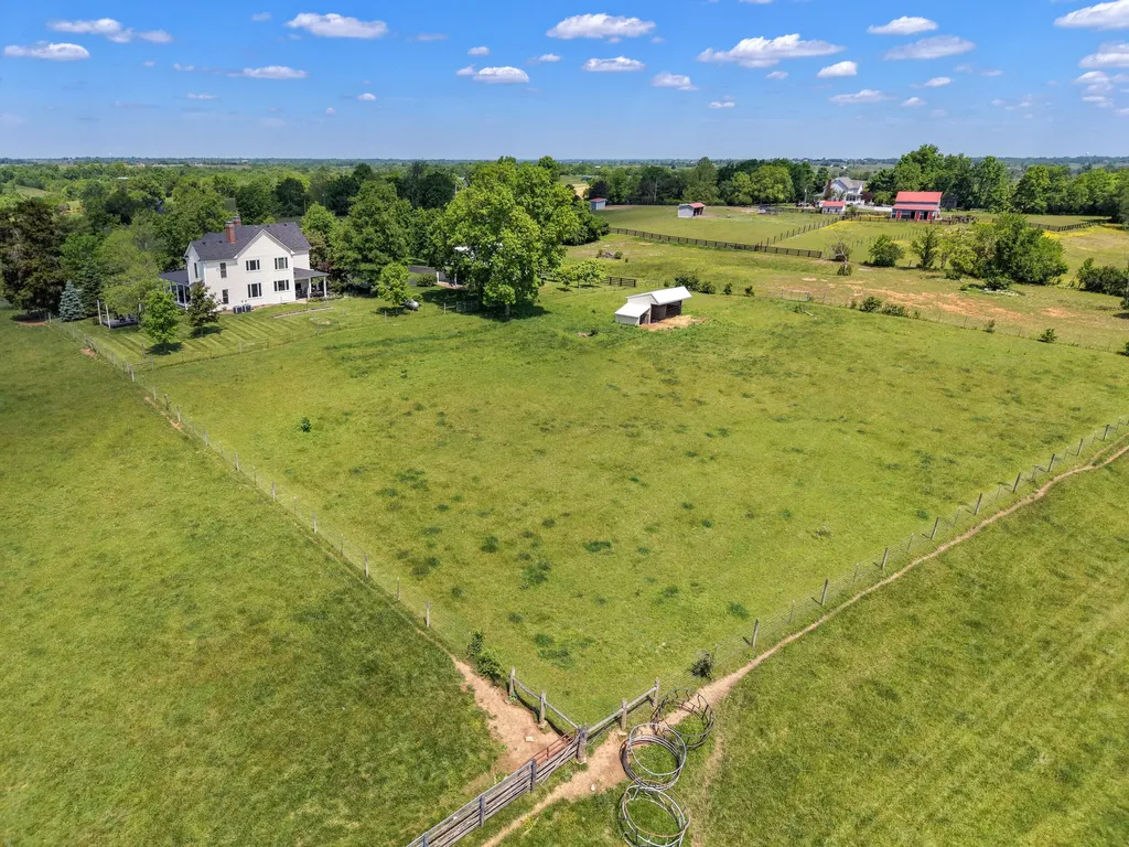 383 Moran Summit Road Richmond KY 40475