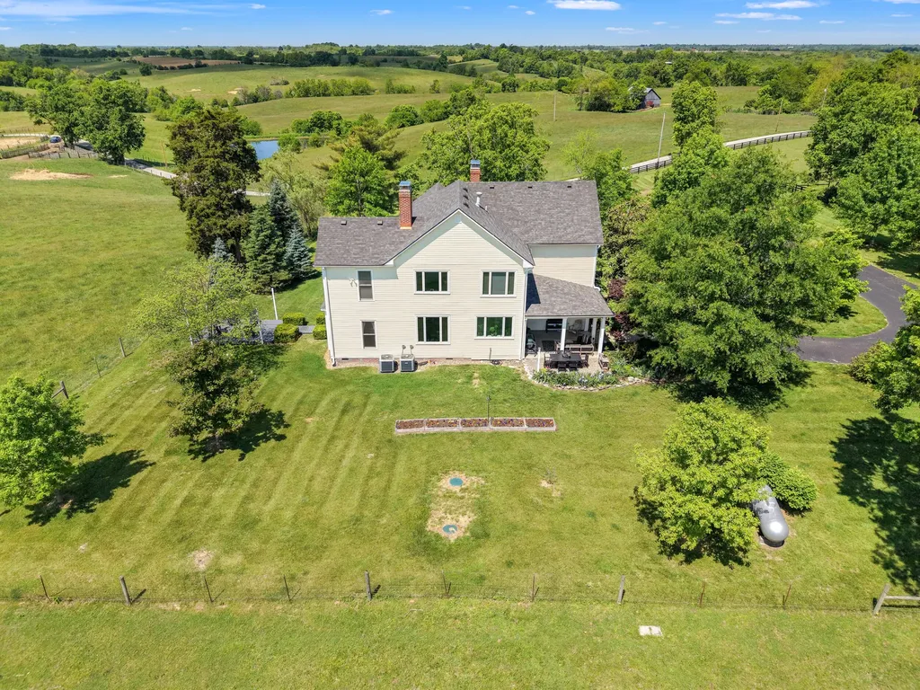 383 Moran Summit Road Richmond KY 40475