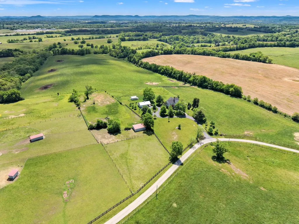 383 Moran Summit Road Richmond KY 40475