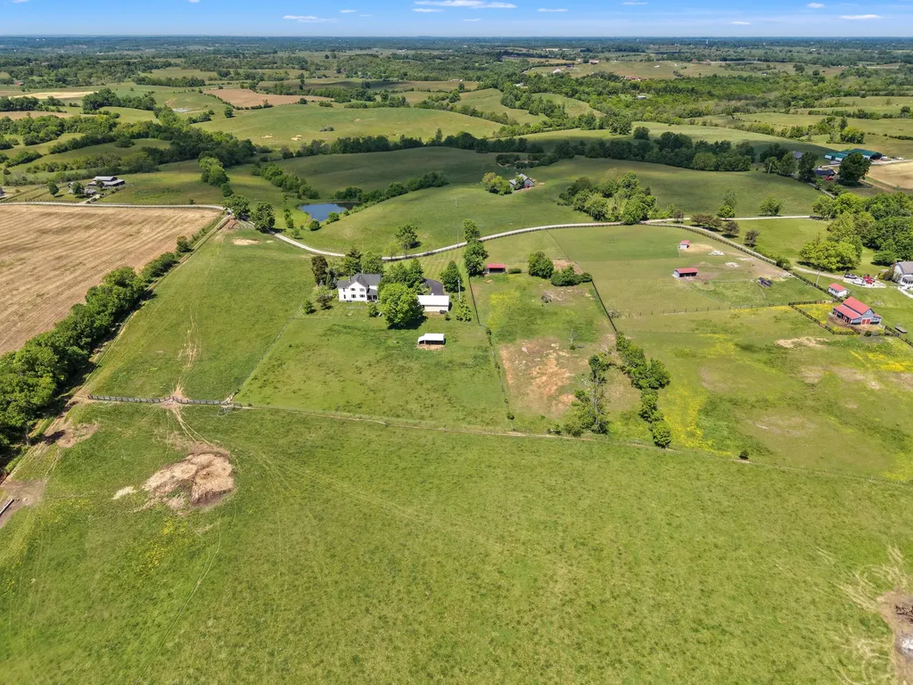 383 Moran Summit Road Richmond KY 40475