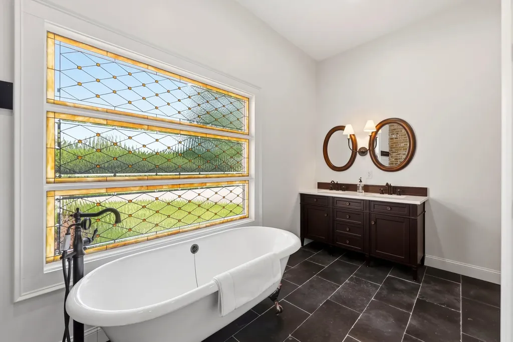1975 Georgetown Road Paris KY 40361