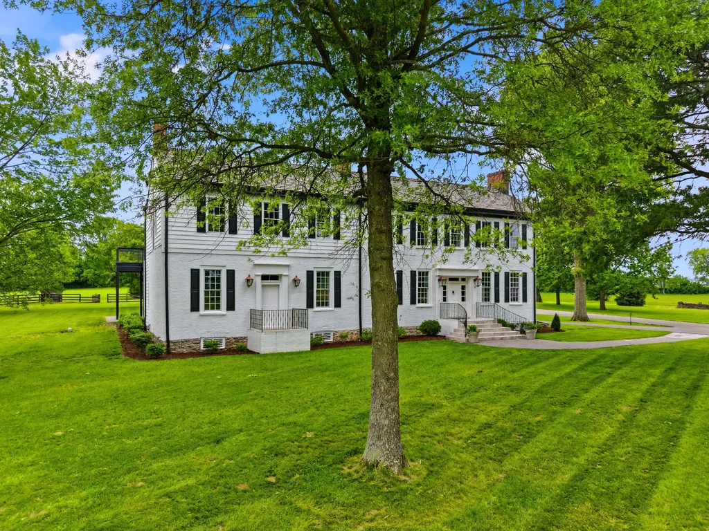 1975 Georgetown Road Paris KY 40361
