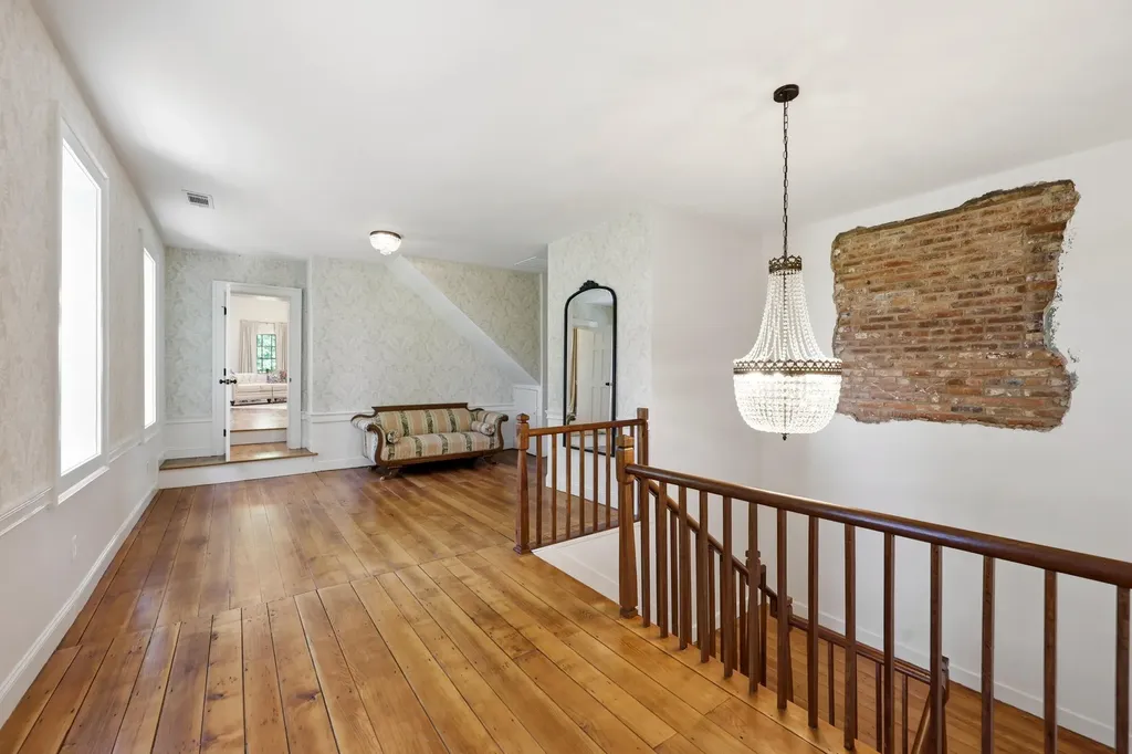 1975 Georgetown Road Paris KY 40361