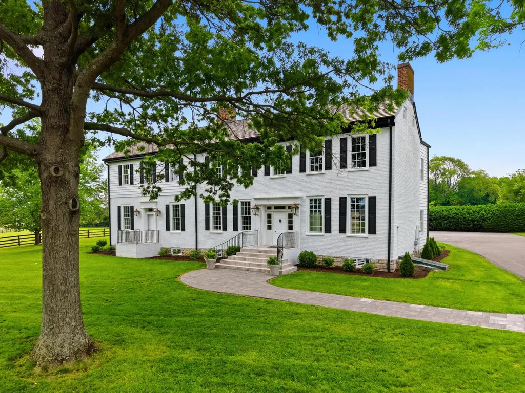1975 Georgetown Road Paris KY 40361