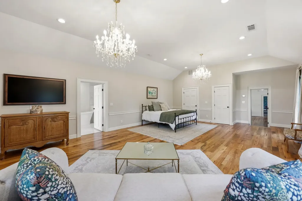 1975 Georgetown Road Paris KY 40361