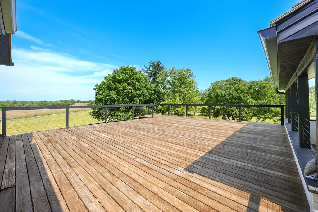 1975 Georgetown Road Paris KY 40361