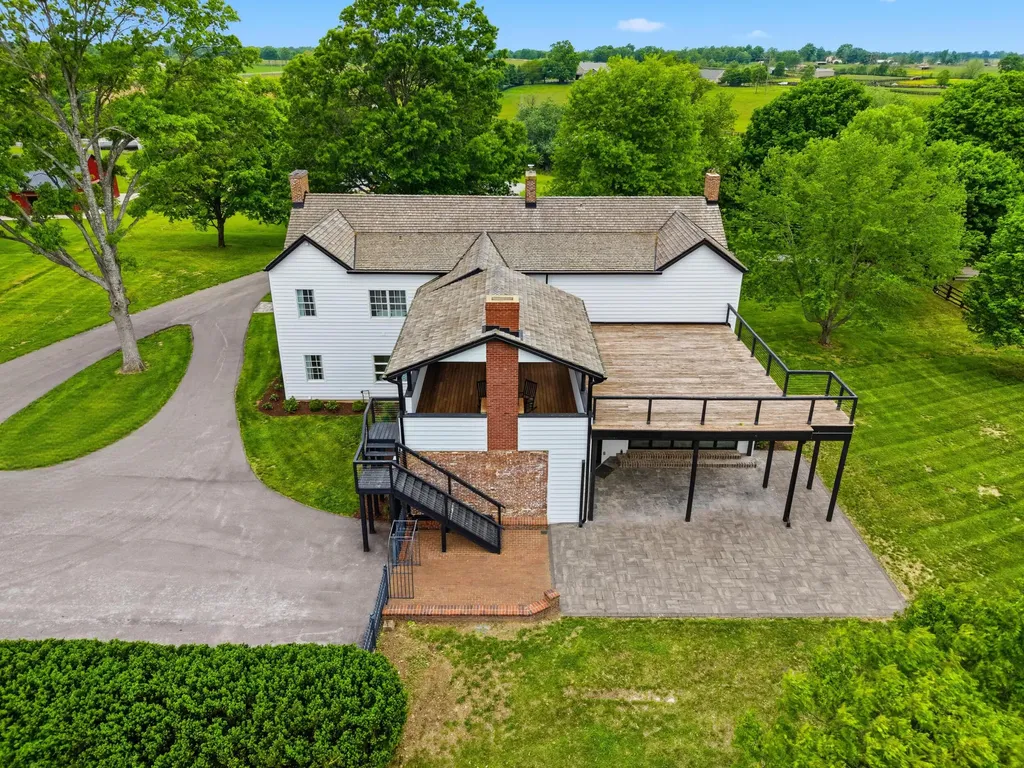 1975 Georgetown Road Paris KY 40361