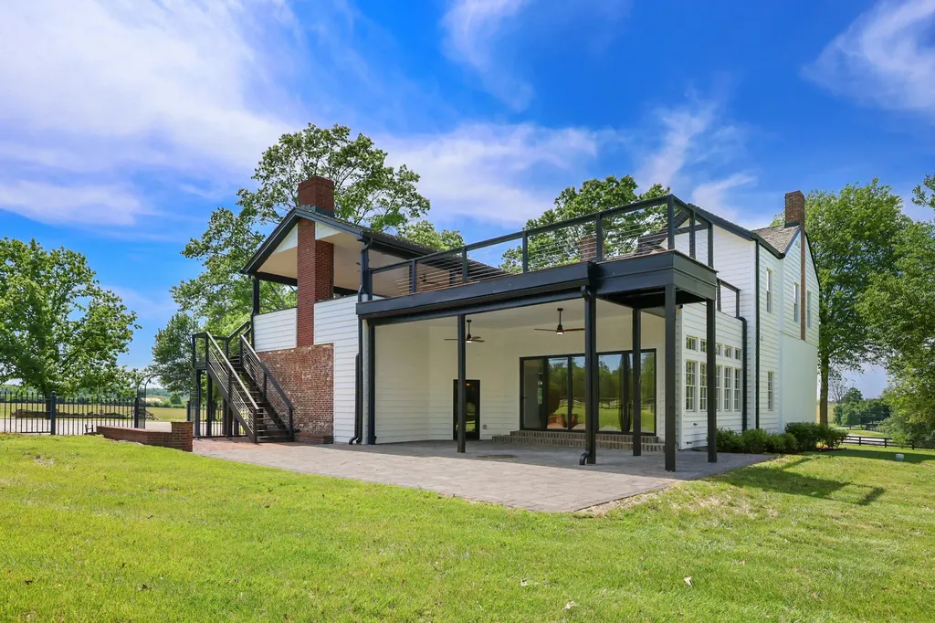 1975 Georgetown Road Paris KY 40361