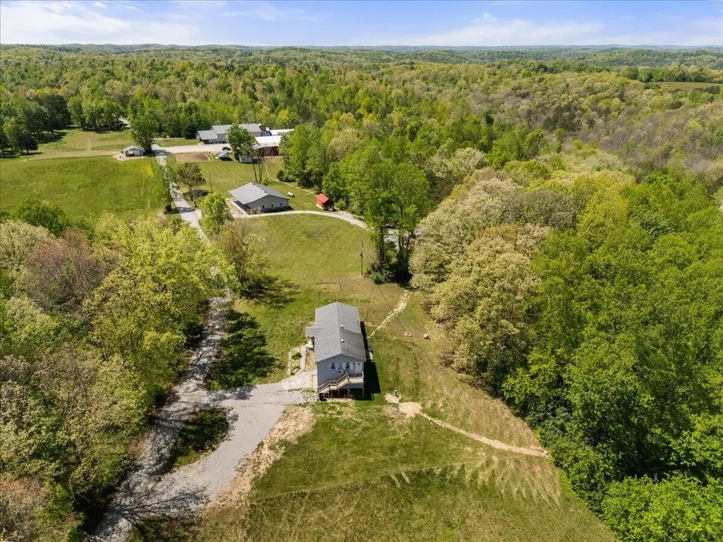 660 Watt Nantz Road East Bernstadt KY 40729