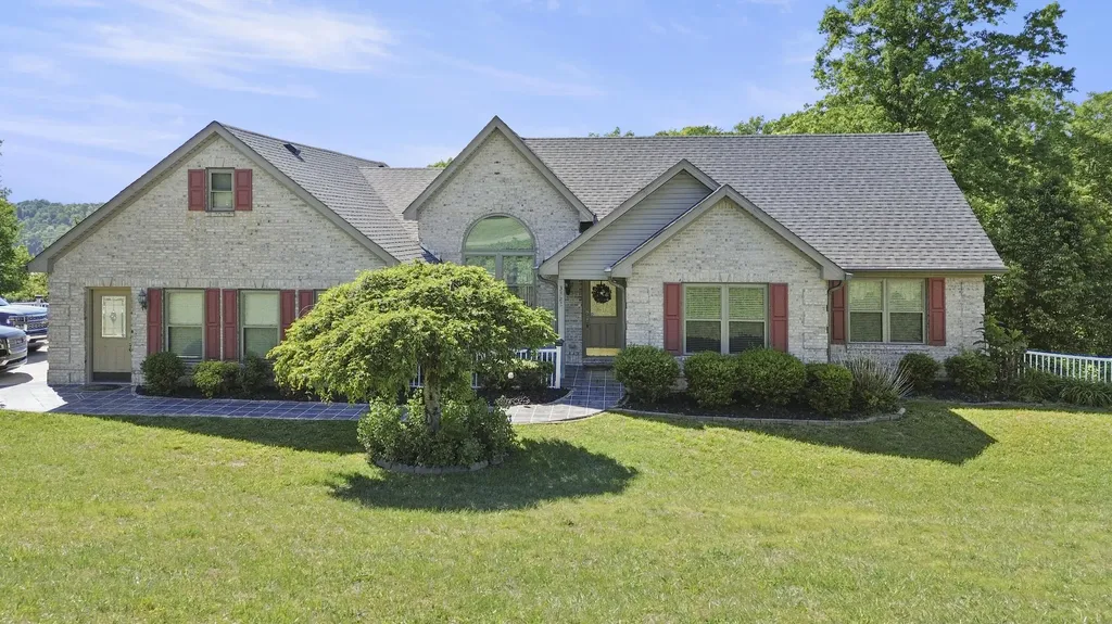 3823 Hickory Hill Drive Somerset KY 42503