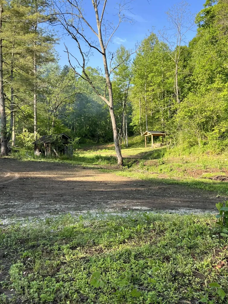 000 Highway 3446 Mckee KY 40447