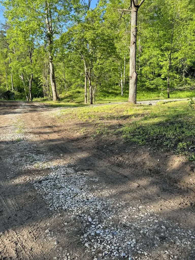 000 Highway 3446 Mckee KY 40447