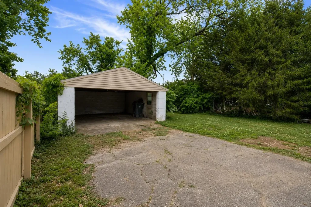 155 Shawnee Place Lexington KY 40503