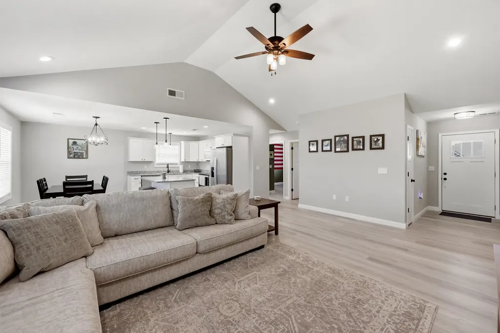 2012 Partridge Way Richmond KY 40475