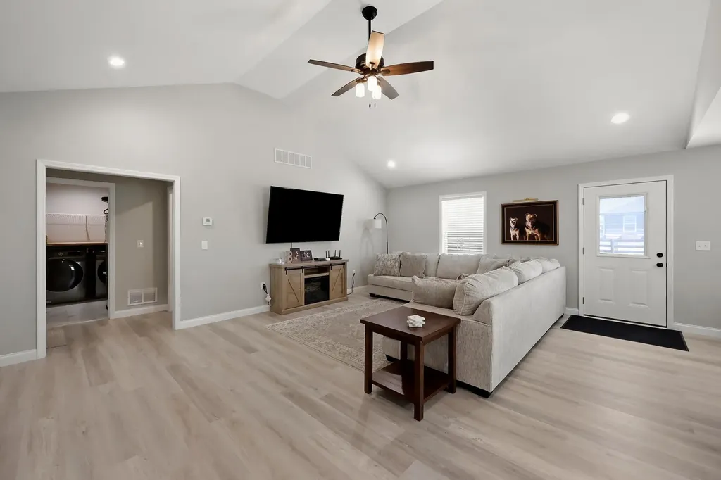 2012 Partridge Way Richmond KY 40475