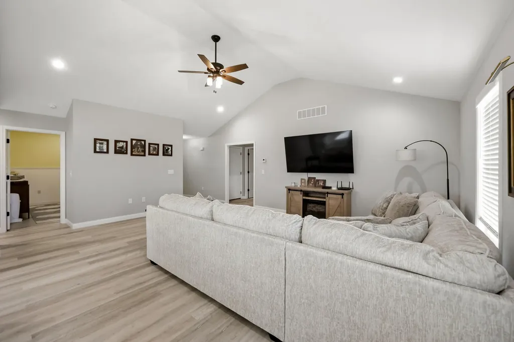 2012 Partridge Way Richmond KY 40475
