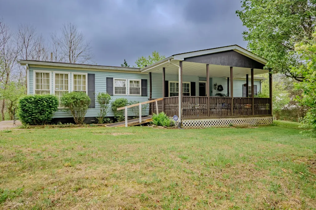 730 Ticky Fork Road Ravenna KY 40472