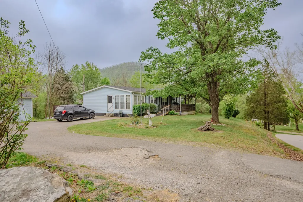 730 Ticky Fork Road Ravenna KY 40472