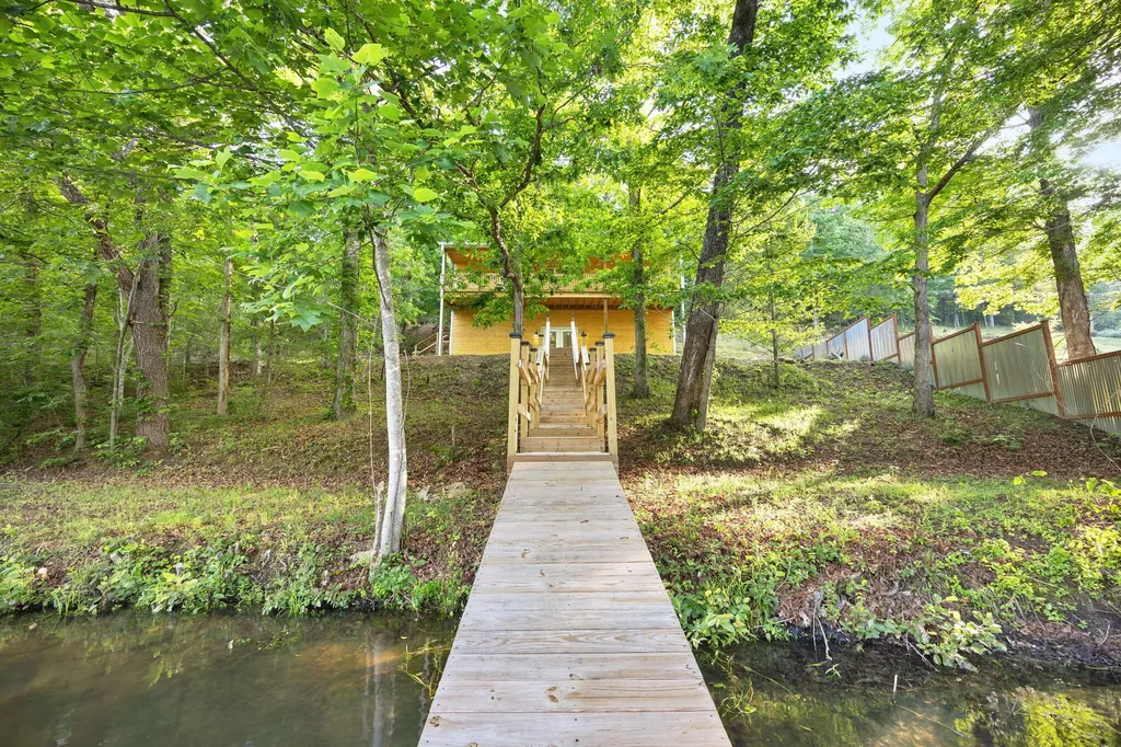 77 Grayson Lane London KY 40741