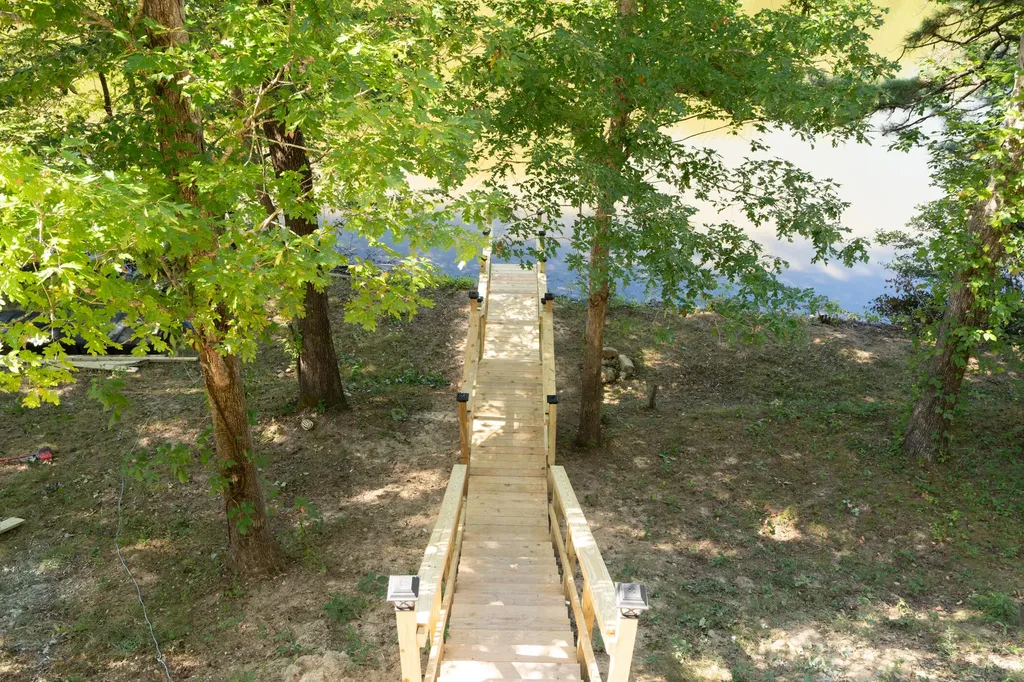 77 Grayson Lane London KY 40741
