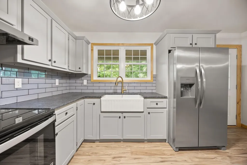 77 Grayson Lane London KY 40741