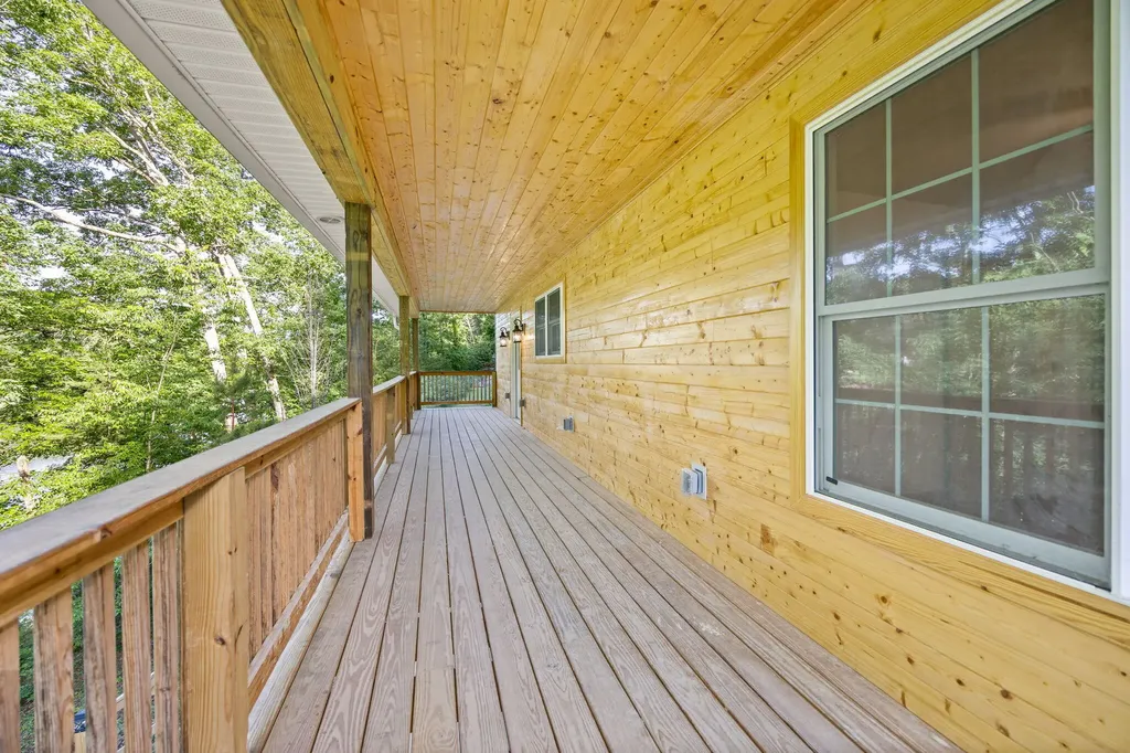 77 Grayson Lane London KY 40741