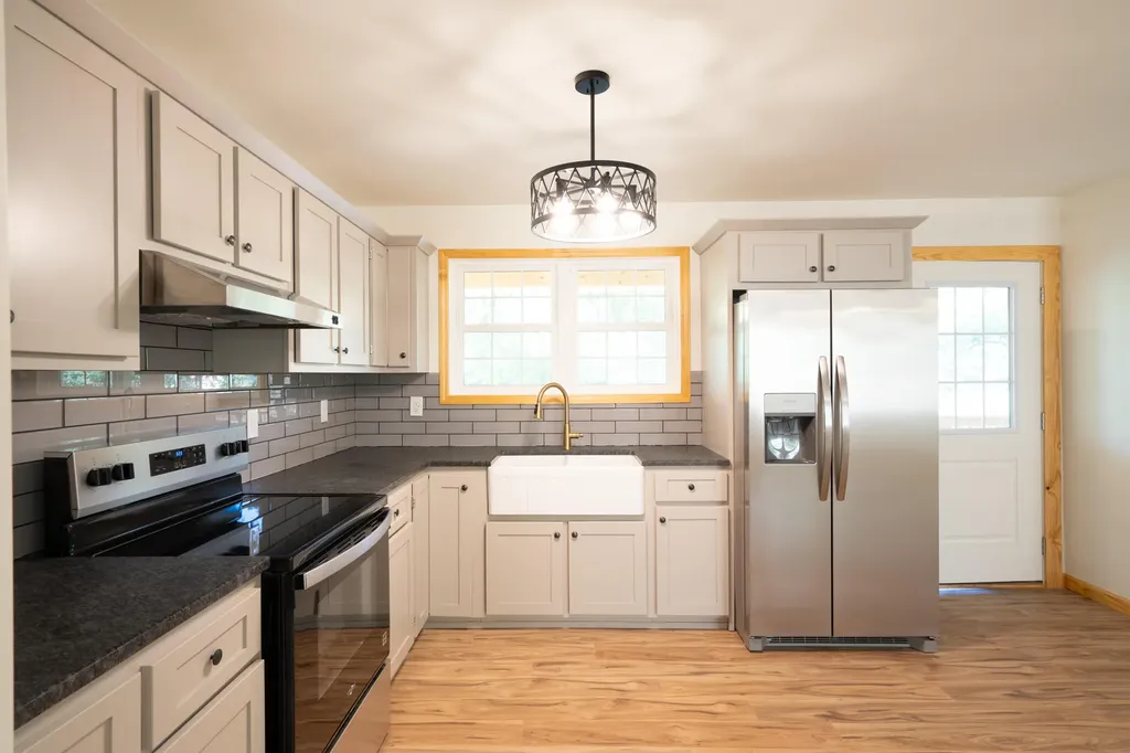 77 Grayson Lane London KY 40741