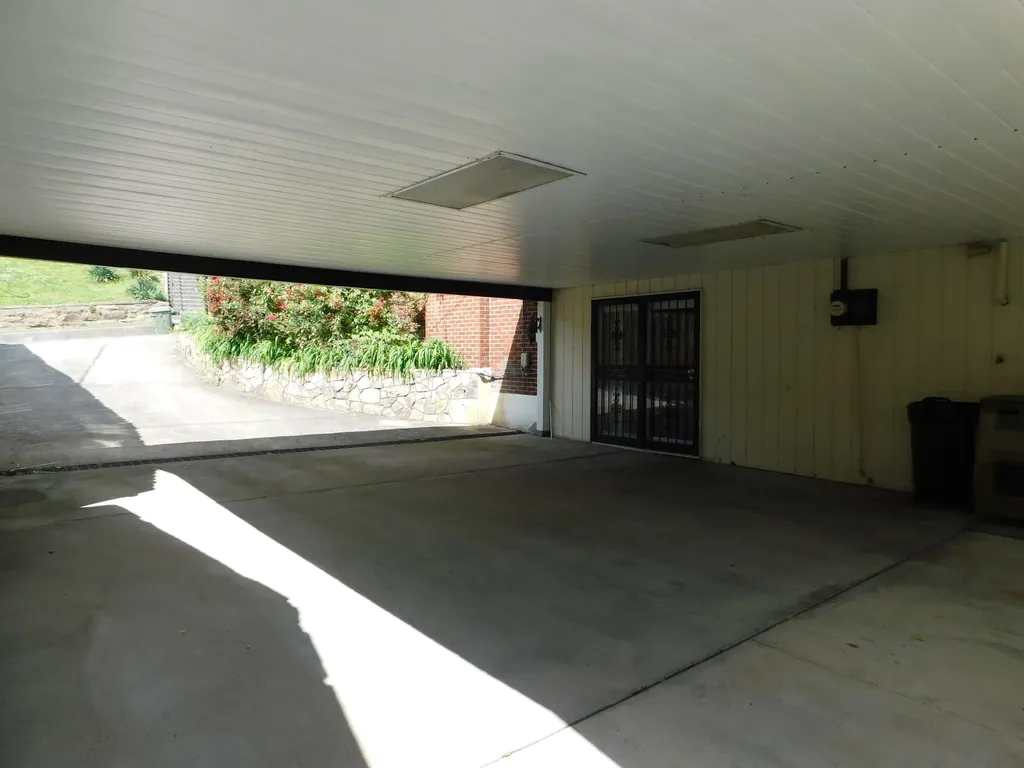 306 Ivy Street Harlan KY 40831