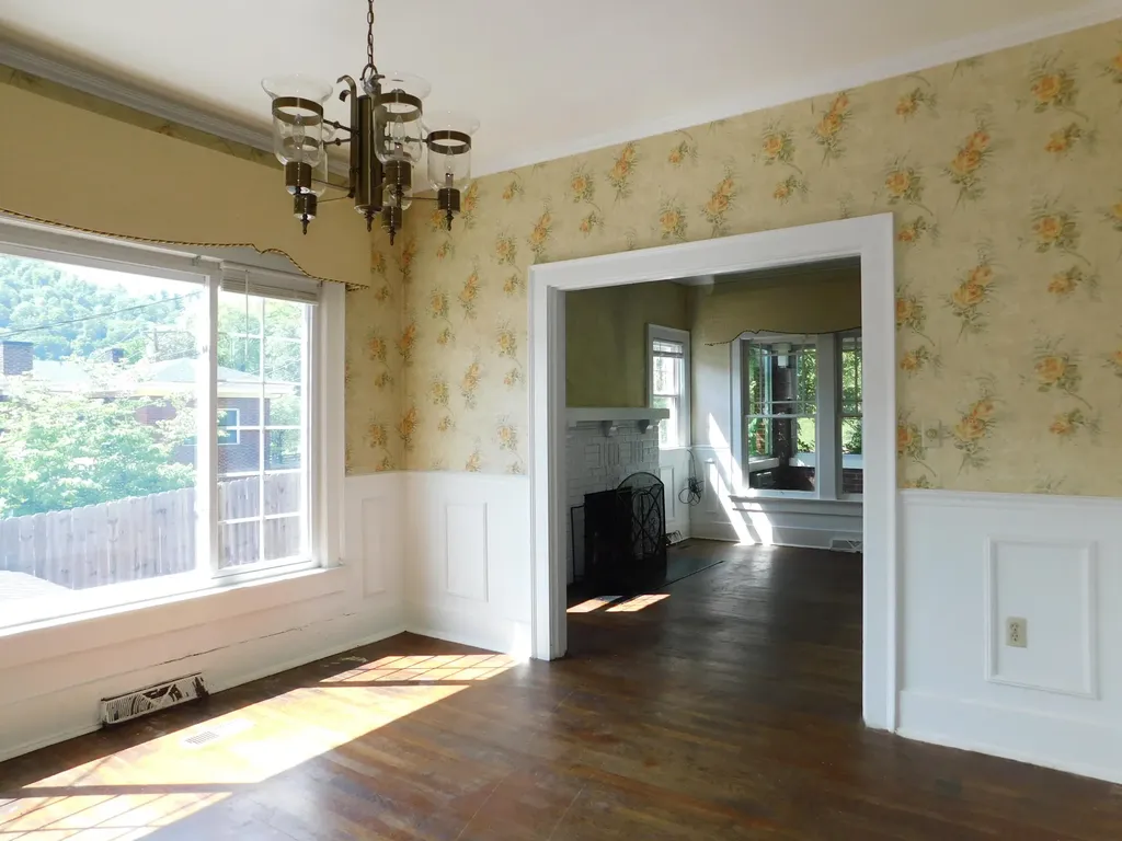 306 Ivy Street Harlan KY 40831