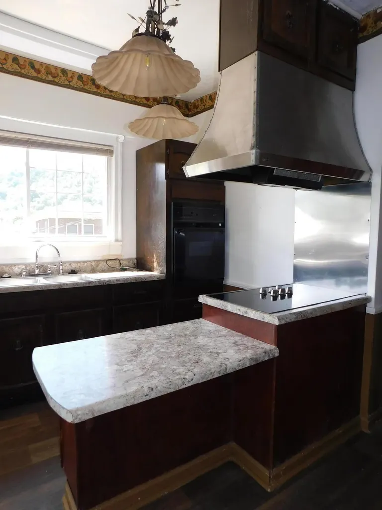 306 Ivy Street Harlan KY 40831