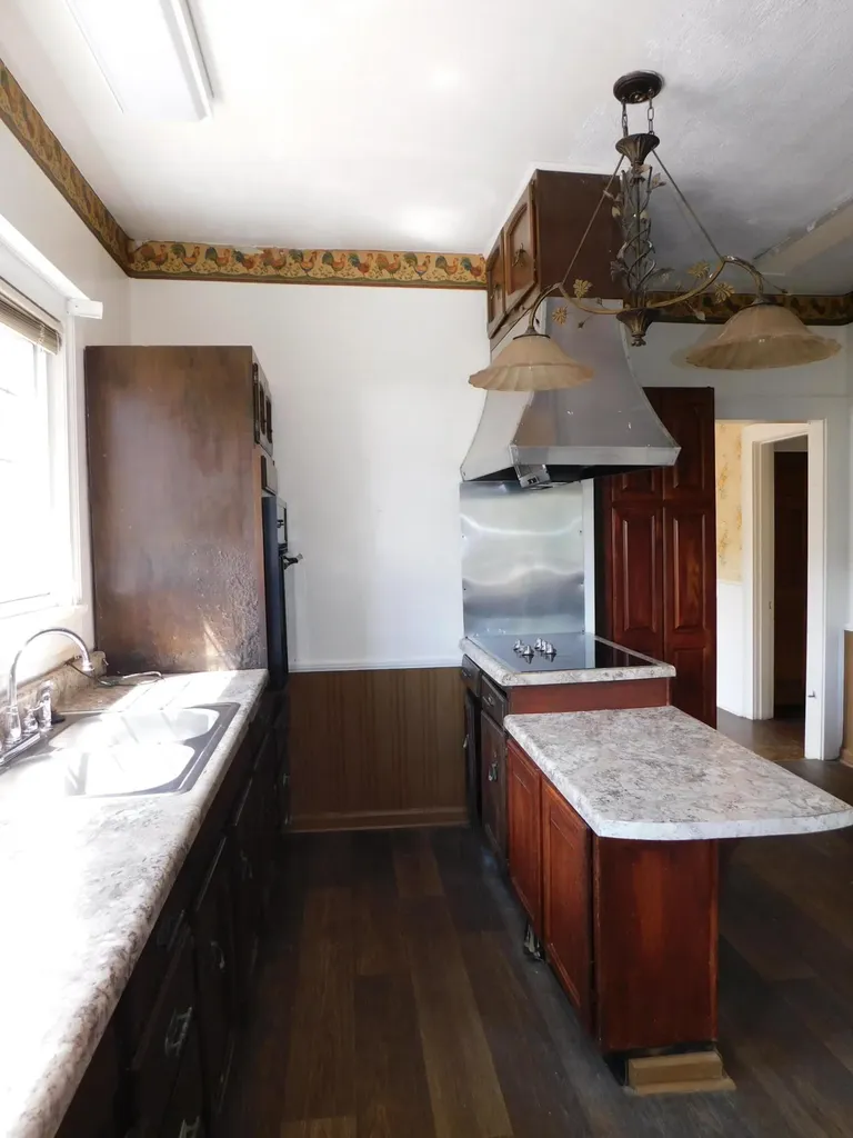 306 Ivy Street Harlan KY 40831
