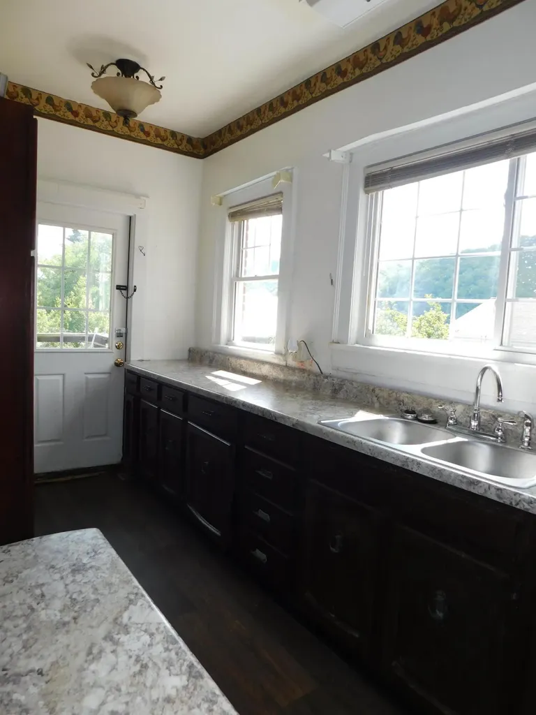 306 Ivy Street Harlan KY 40831