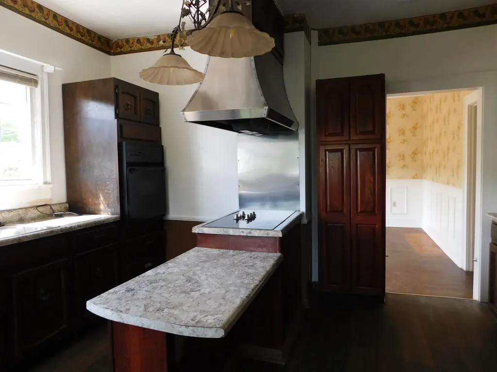 306 Ivy Street Harlan KY 40831