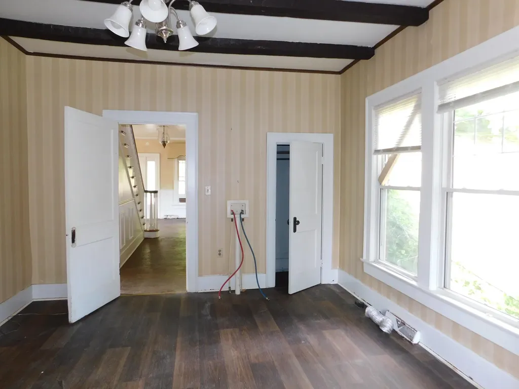306 Ivy Street Harlan KY 40831