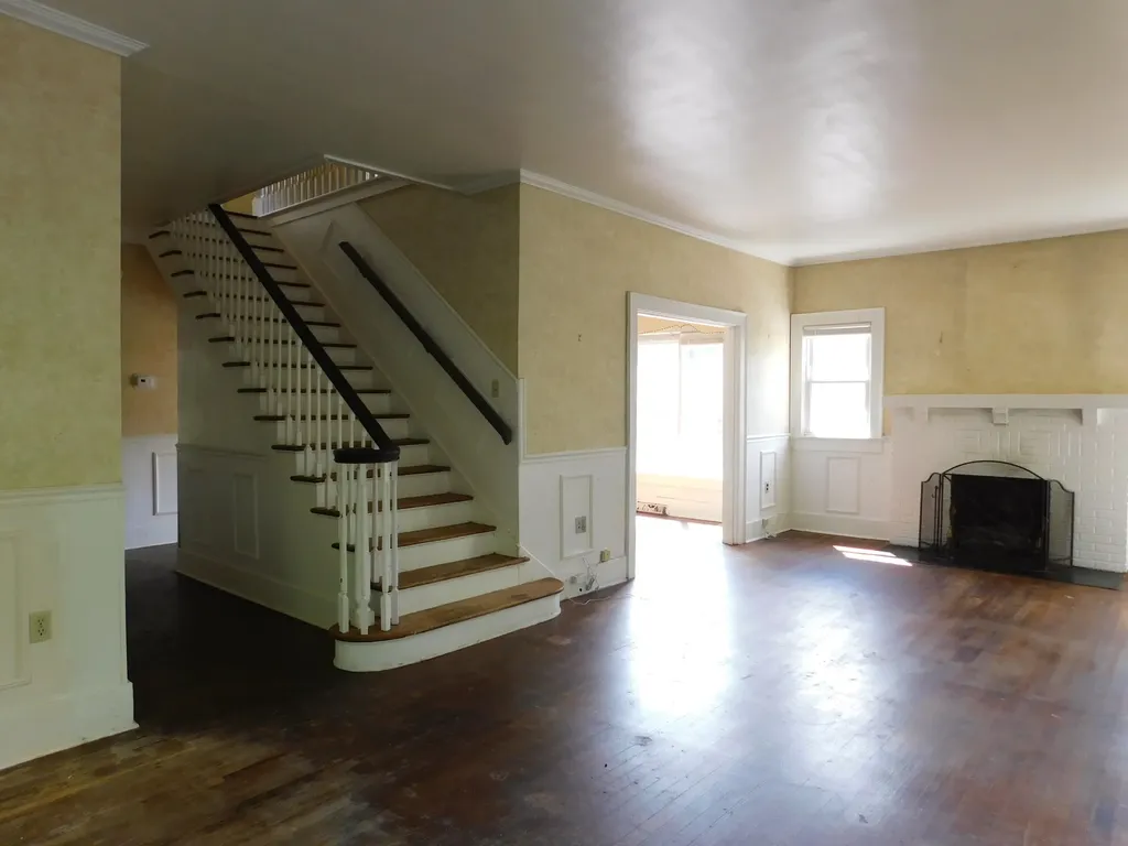 306 Ivy Street Harlan KY 40831