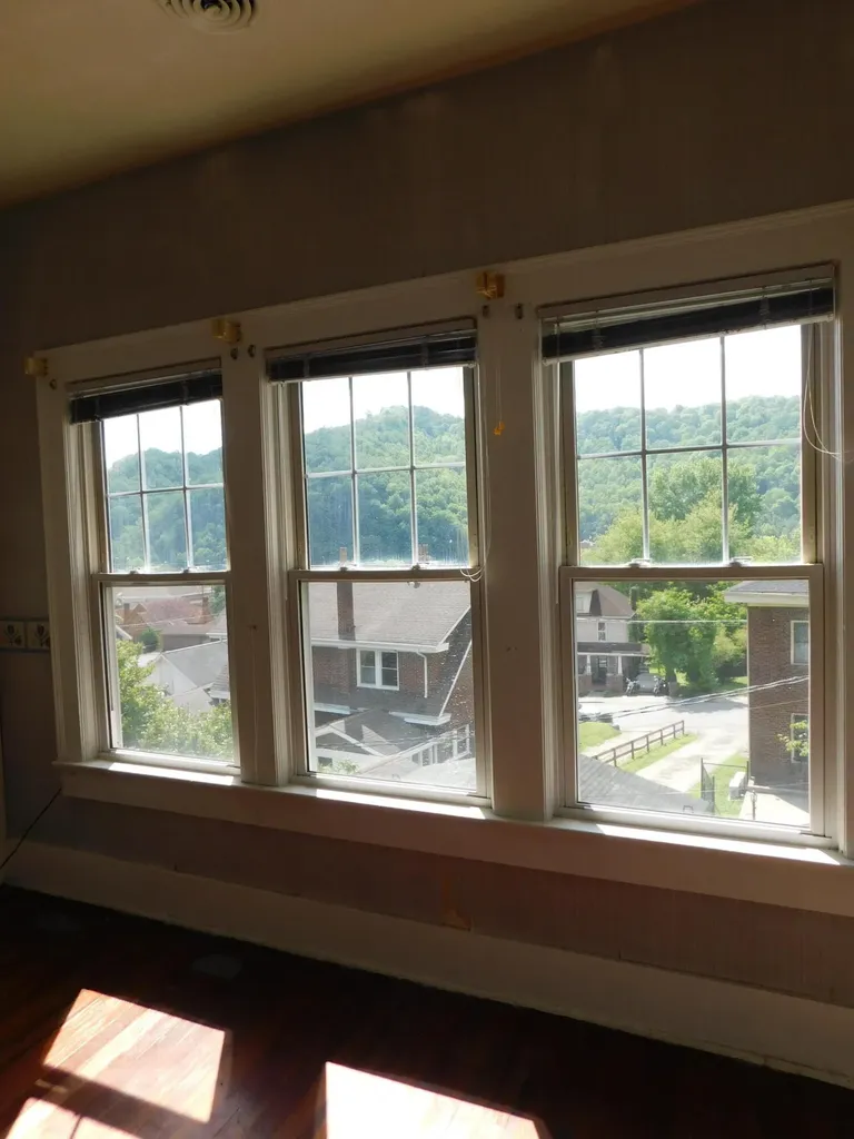 306 Ivy Street Harlan KY 40831