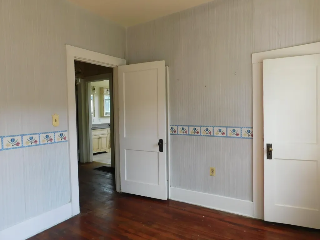 306 Ivy Street Harlan KY 40831