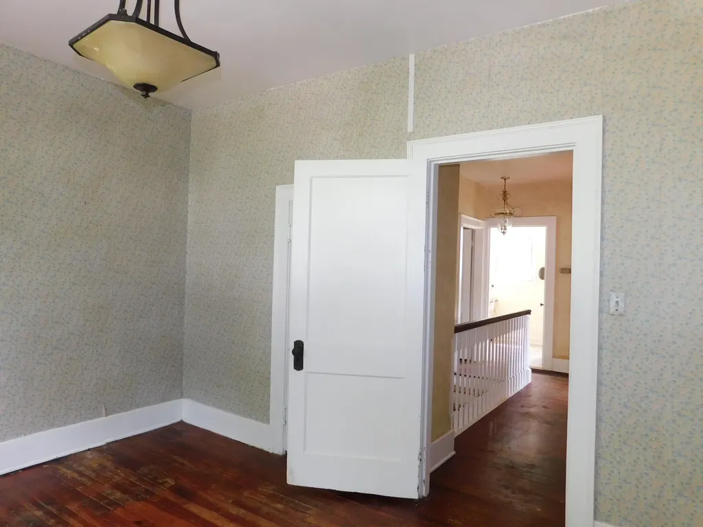 306 Ivy Street Harlan KY 40831