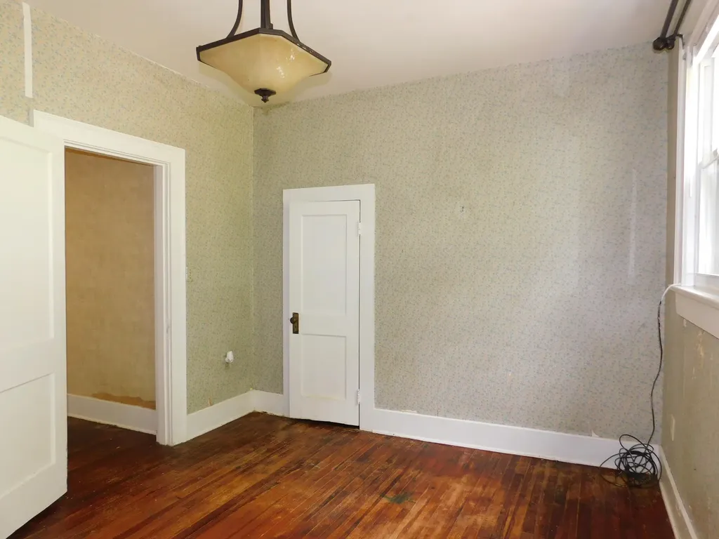 306 Ivy Street Harlan KY 40831