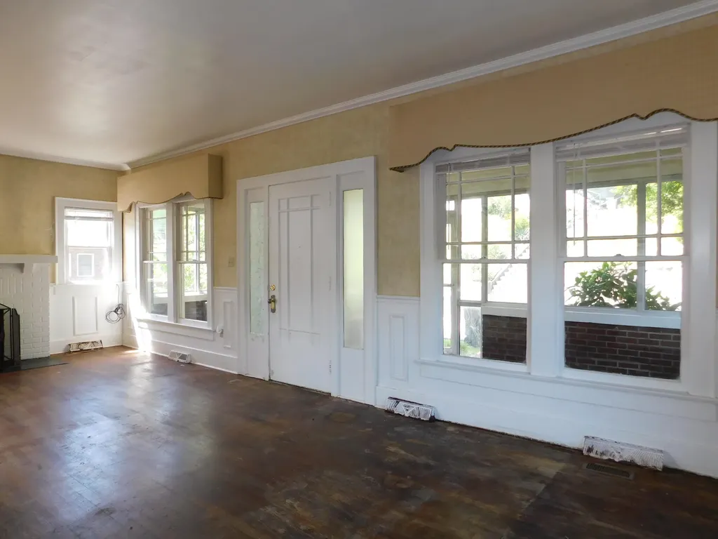 306 Ivy Street Harlan KY 40831