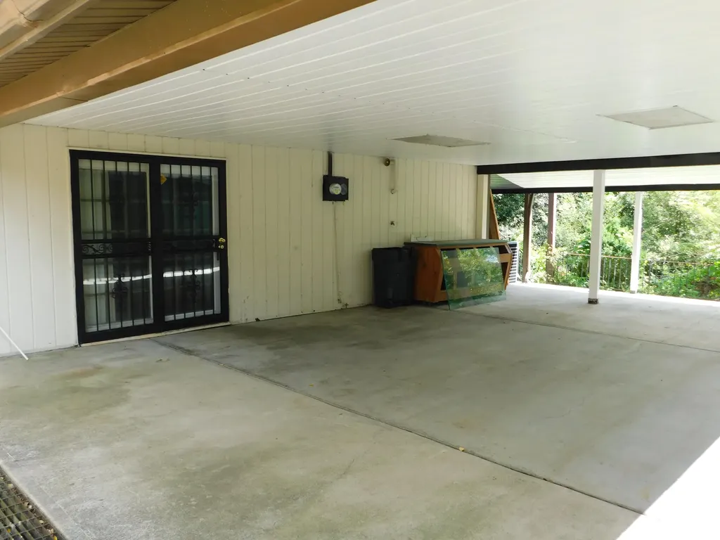 306 Ivy Street Harlan KY 40831