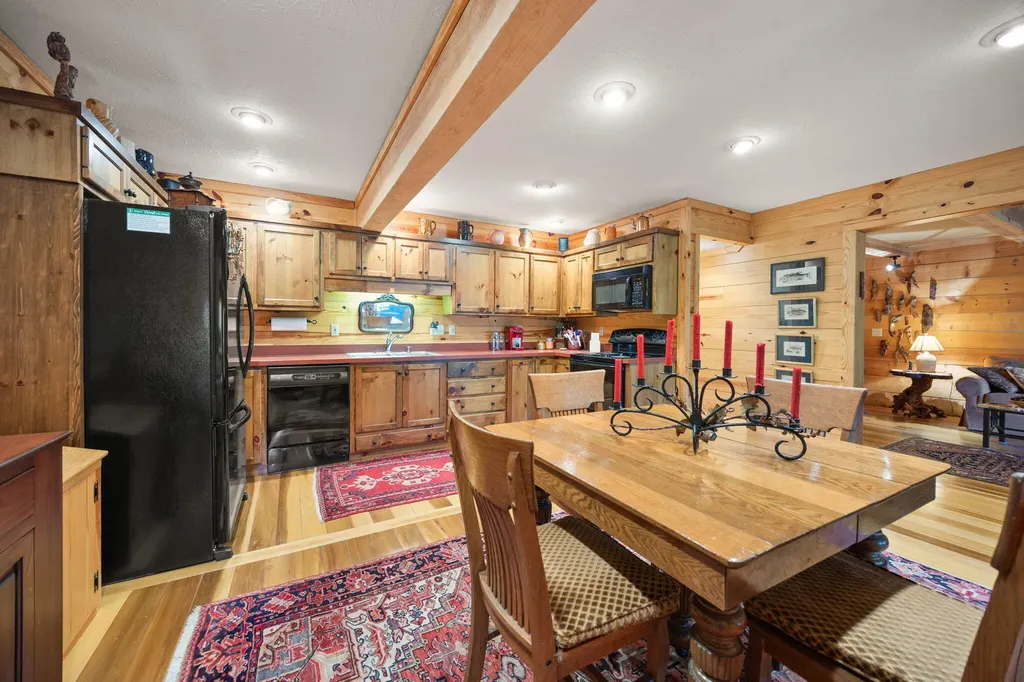 80-2 Woodson Bend Resort Bronston KY 42518