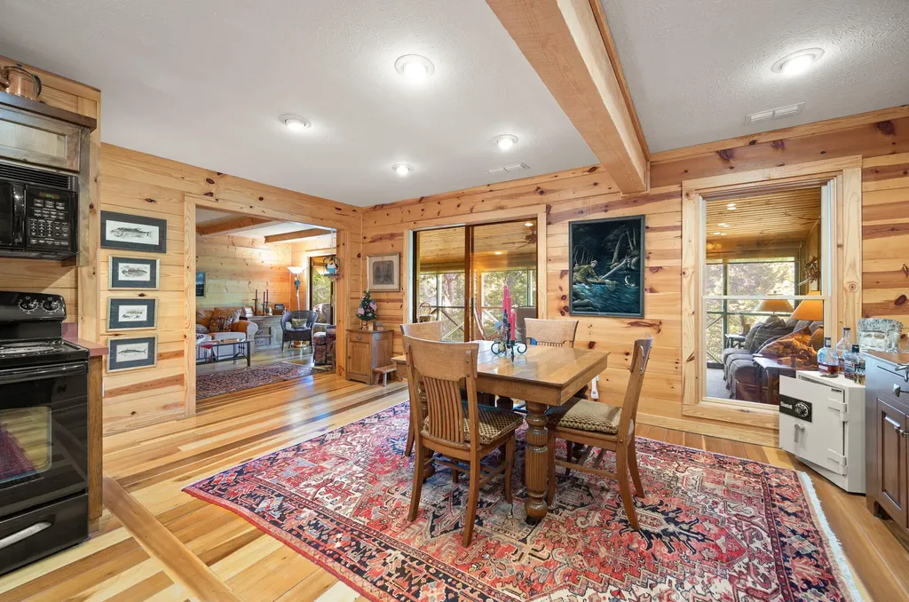 80-2 Woodson Bend Resort Bronston KY 42518
