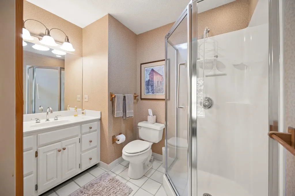80-2 Woodson Bend Resort Bronston KY 42518