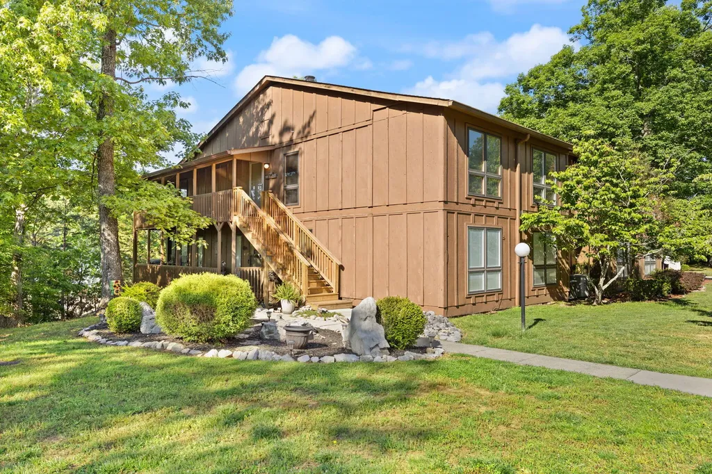 80-2 Woodson Bend Resort Bronston KY 42518